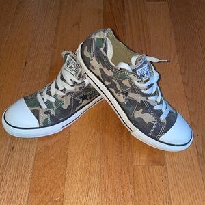 🌟⭐️Converse All-Star sneakers